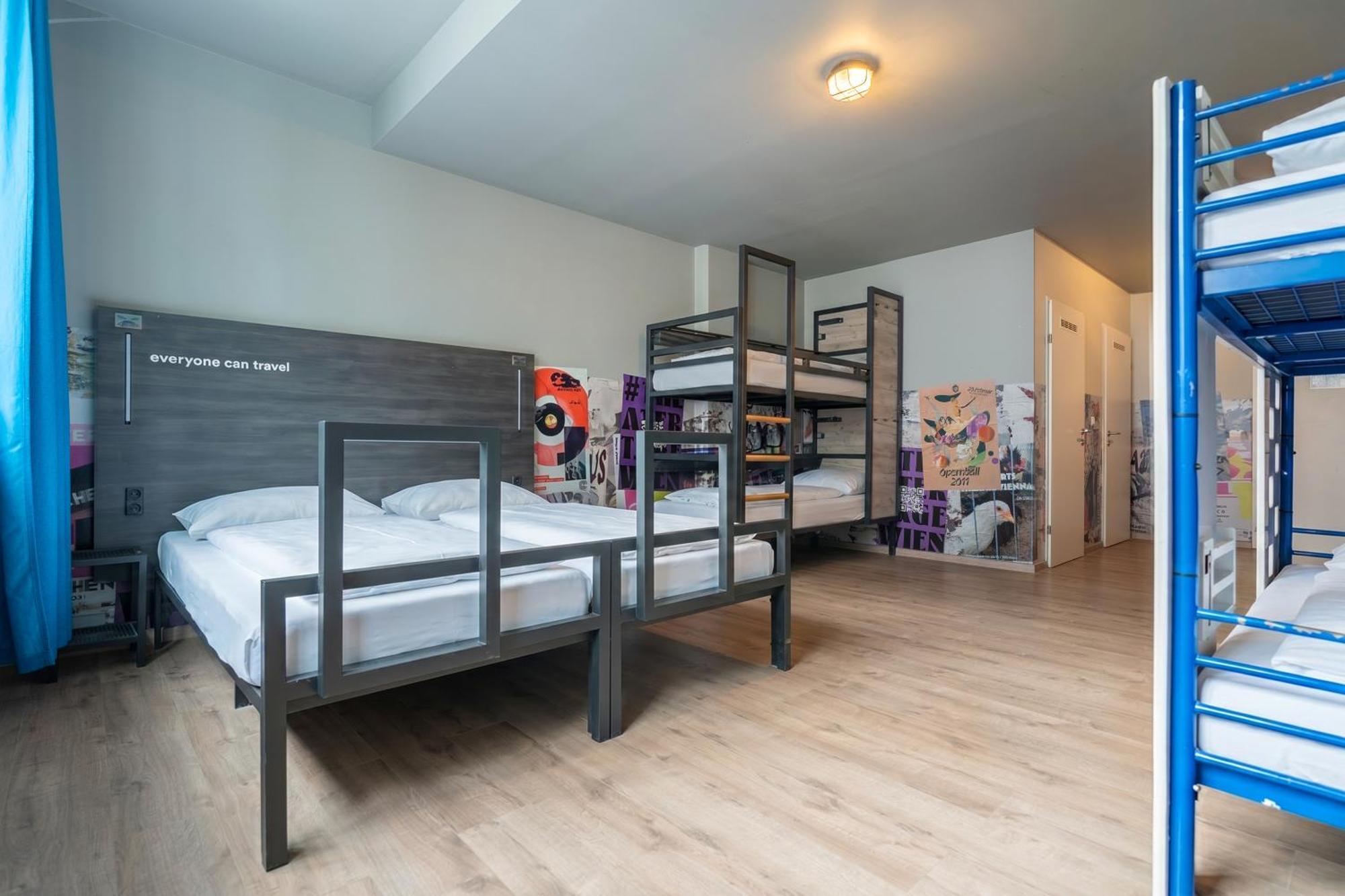 Six-Bed Room